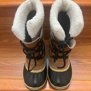 NEW SOREL Kids Winter boots